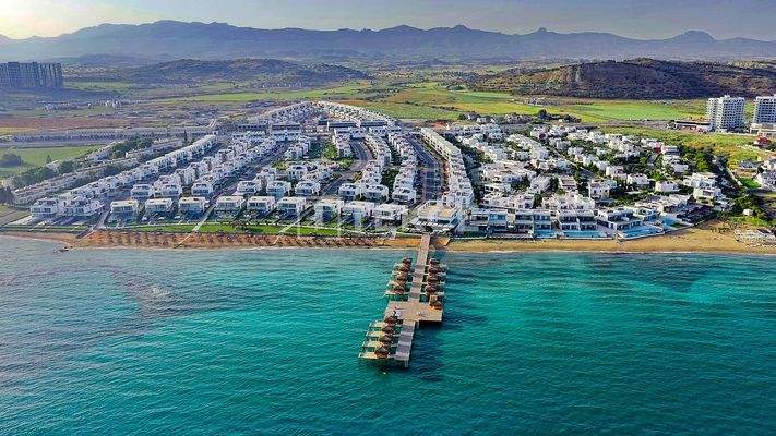 1- Bed Beachfront Furnished Apartment in North Cyprus İskele