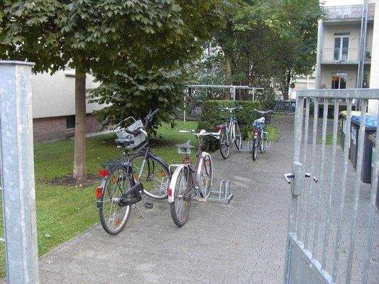 Fahrradständer-Wäschetrockenplatz