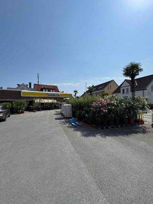 Parkplatz Gewerbehalle