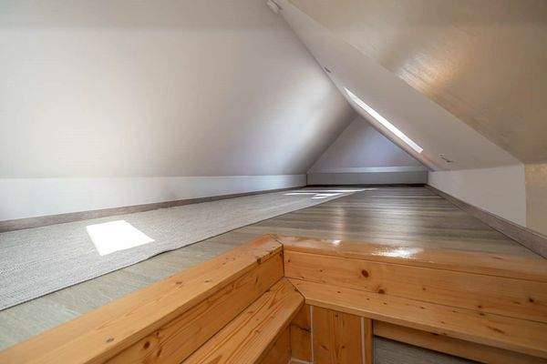 DH1, rechte Hälfte: Spitzboden