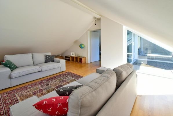 Wohnzimmer DG