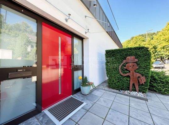 Hauseingangstür - (KI generiert)