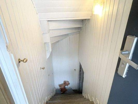 Treppe zu Untergeschoss