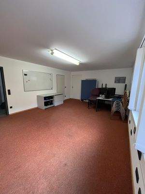 Geschäftsfläche Souterrain 