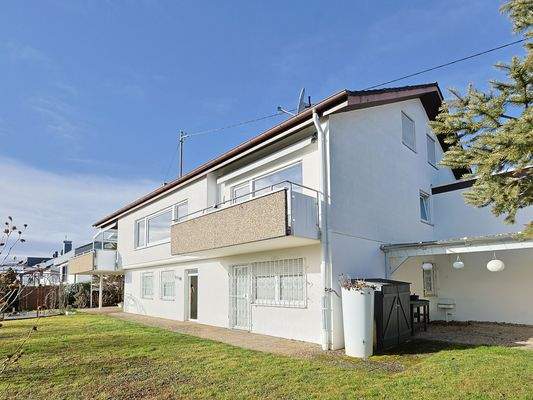 Hausansicht vom Garten