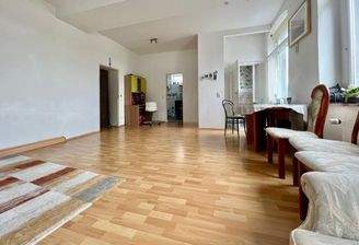 Wohnzimmer (1. Etage)2_副本