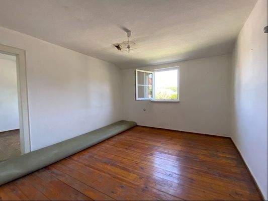 DG - Whg. 2 - Zimmer 1