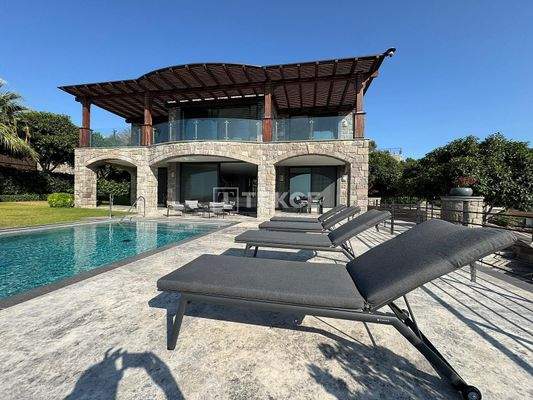Shell & Core Villa with Marina Views in Bodrum Yalıkavak