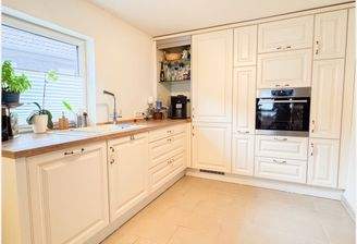 Einbauküchen im Erdgeschoss