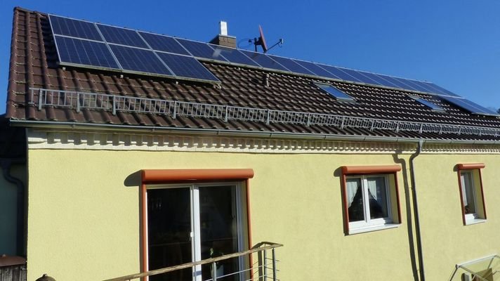 Bild 11 Fotovoltaikanlage.JPG