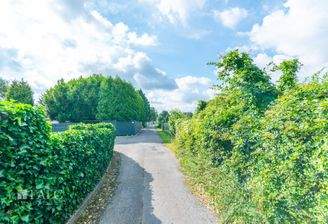 Zufahrt zum Grundstück