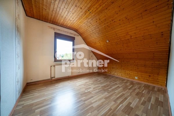 Schlafzimmer II (DG)