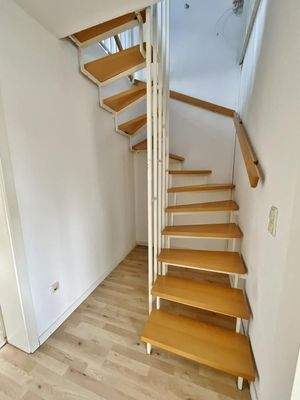 Treppe zum Spitzboden