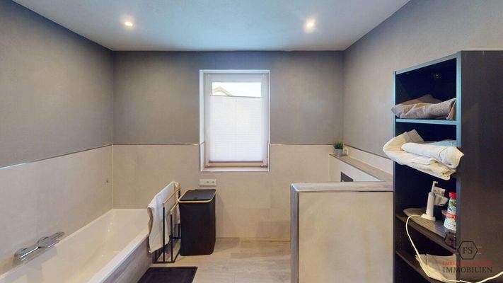 Auf-Der-Schanz-Bathroom