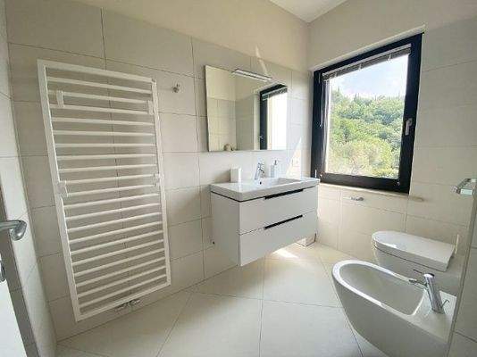 6988pi_16_Villa_Rustiko_Anwesen_Immobilienkauf_Gar