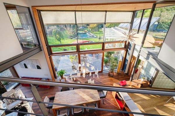 Blick von der Galerie ins Erdgeschoss