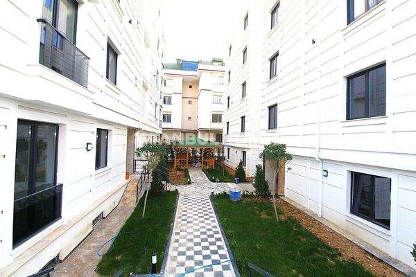 3-Bedroom Flat 750 M from the Sea in Buyukcekmece