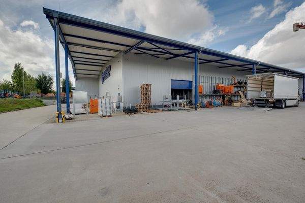 überdachtes Aussenlager