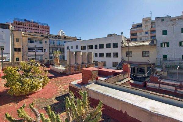 Gebäude mit vielen Möglichkeiten zum Verkauf in Palma de Mallorca