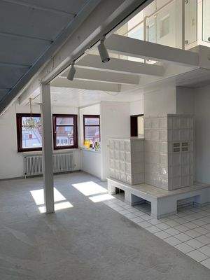 Wohnbereich mit Kamin.jpg