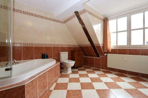 Vorderhaus / DG Maisonette