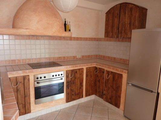 halboffene Küche mit EBK