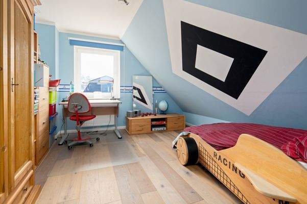 Kinderzimmer 2 im Dachgeschoss 