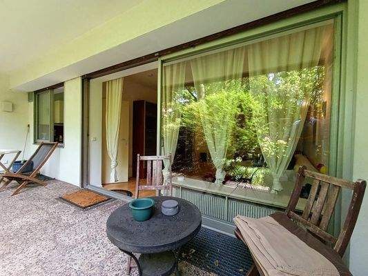 Terrasse. Ruhige Gartenlage.