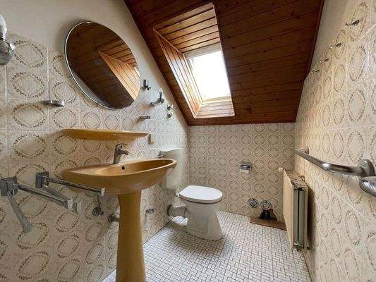 Badezimmer Dachgeschoss