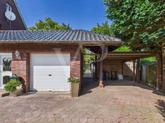 Garage + Carport