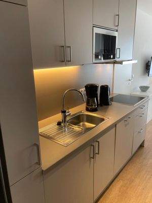 4_22-Küchenzeile Bild 1.jpg