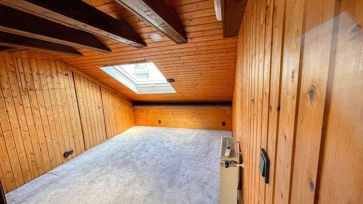 Dachgeschoss 2. Schlafzimmer