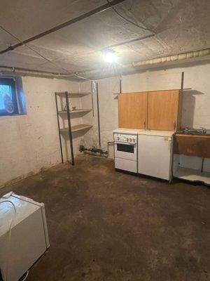 weiterer Abstellraum