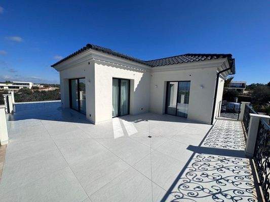 Exklusive Neubauvilla mit Aussicht zu verkaufen in Son Gual Mallorca BHHS-BAL-0778