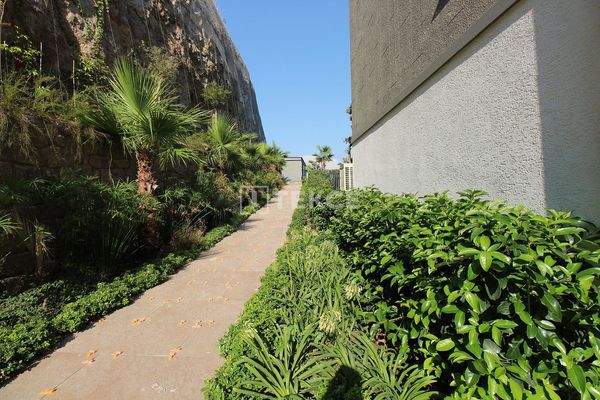 Apartments with Private Terrace and Pool in Bodrum Gündoğan