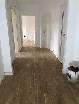 Flur mit Parkett