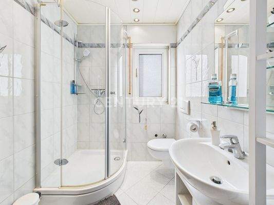 Modernisiertes Gästebad