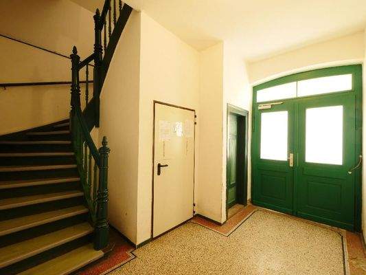  EG / HAUSFLUR - HAUSTÜR