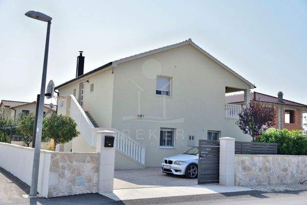 Perfekte Lage in begehrtem Vodice