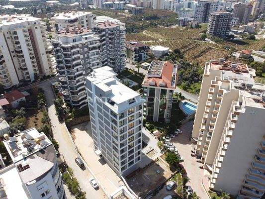 Stylish Apartments in a Complex with Pool in Alanya Mahmutlar