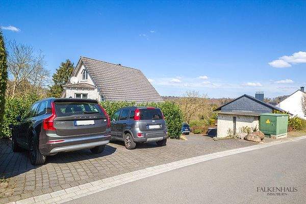 Oben Stellplätze auf das eigene Grundstück