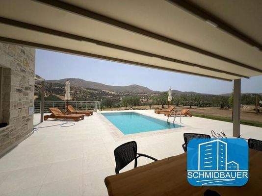 Kreta, Sivas: Moderne Villa umgeben von Olivenbäumen zum Verkauf