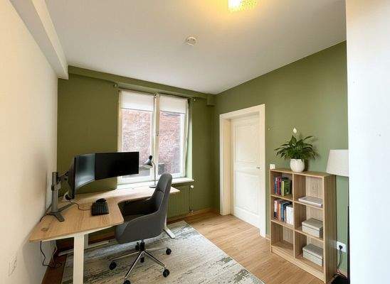 EG Zimmer 1 mit Einrichtungsbeispiel