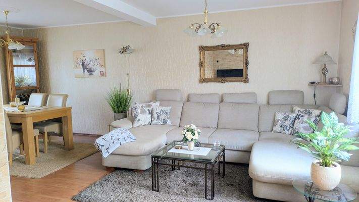 Wohn- und Essbereich