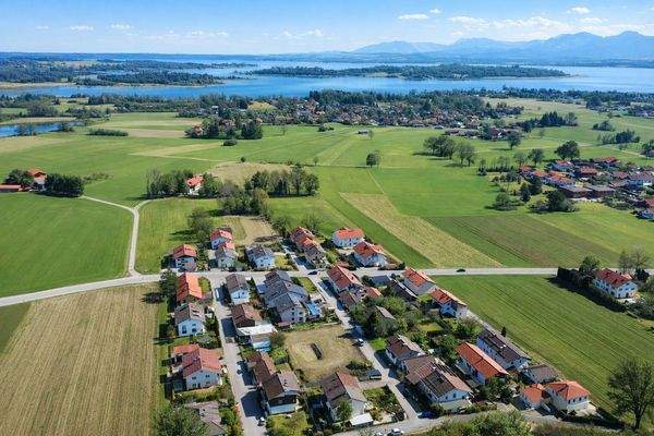 Vogelperspektive zum Chiemsee