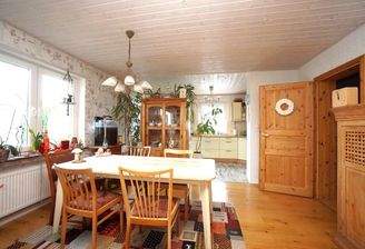 Essbereich und offene Küche