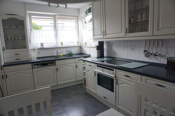 Küche mit Panoramafenster