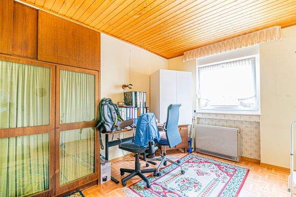 Kinderzimmer/ Arbeitszimmer