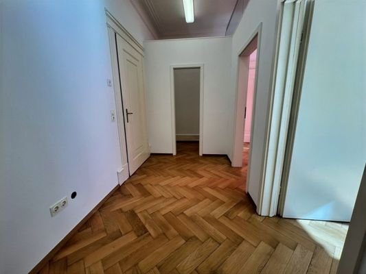 Diele (2)  mit Abstellraum