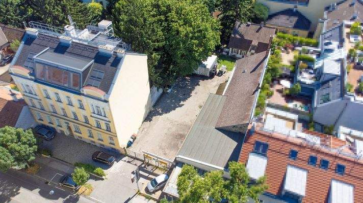 Ebener, rechteckiger Grund